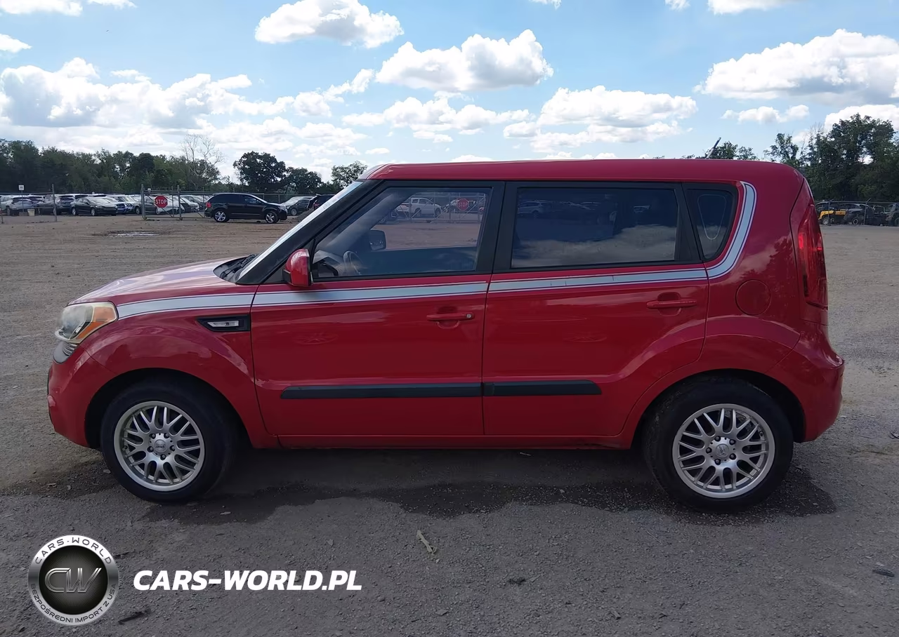 2013 Kia Soul VIN:KNDJT2A59D7574806 - 14