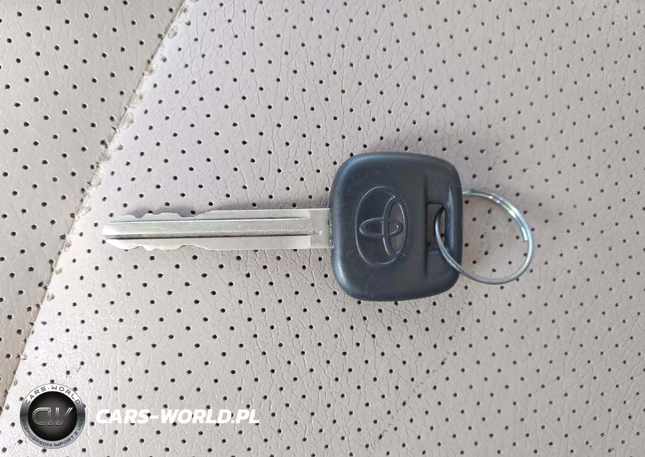 2004 Toyota Highlander VIN:JTEGD21A740083207 - 11