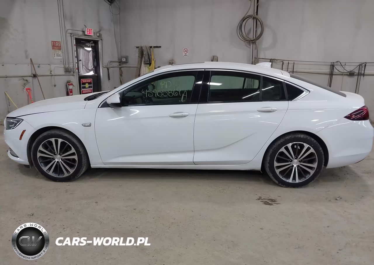 2018 Buick Regal Sportback Preferred Ii VIN:W04GM6SX0J1094130 - 14