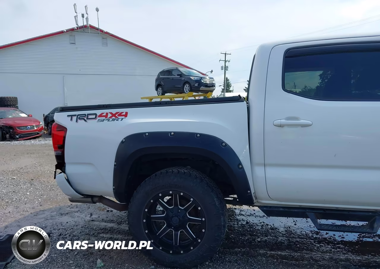 2019 Toyota Tacoma Trd Sport VIN:3TMCZ5AN8KM264772 - 6