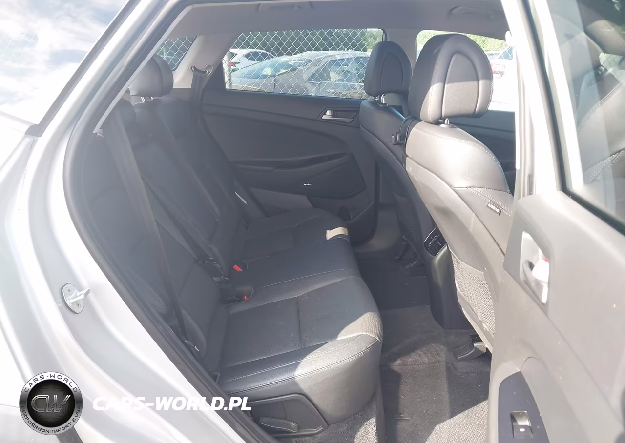 2018 Hyundai Tucson Sel Plus VIN:KM8J3CA47JU636869 - 8