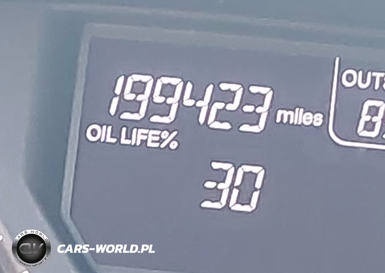 2016 Honda Odyssey Se VIN:5FNRL5H34GB157049 - 16