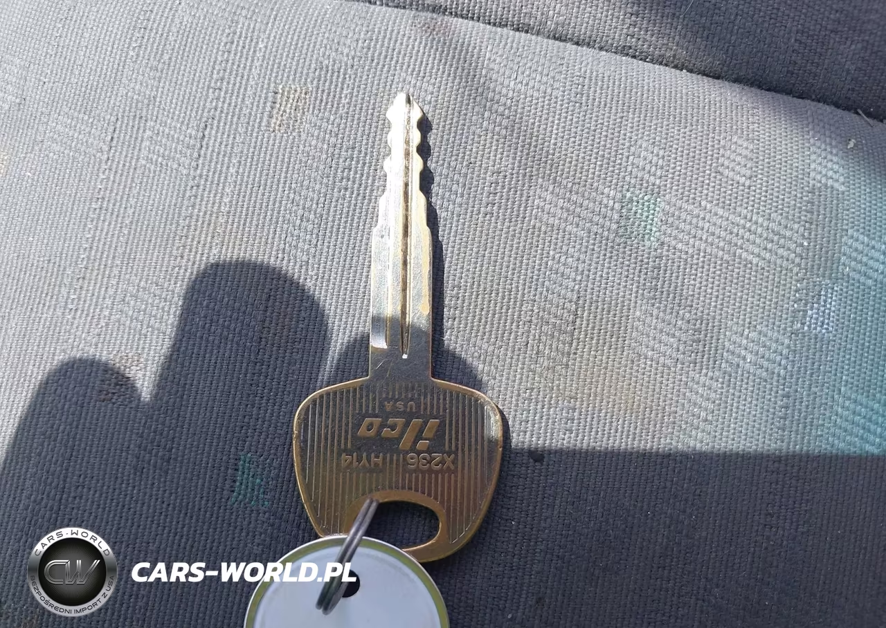 2003 Hyundai Accent VIN:KMHCF35C63U267605 - 11