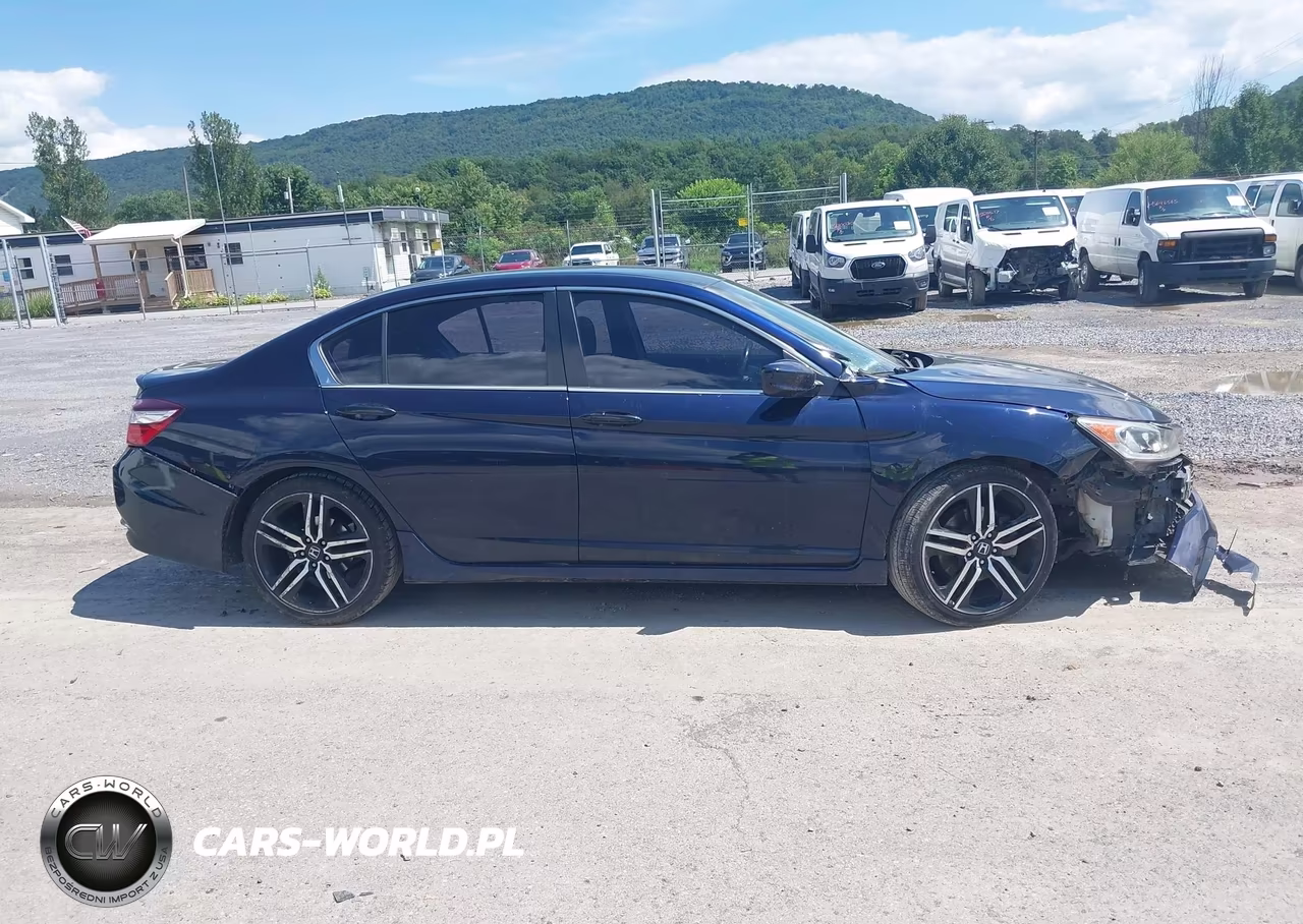 2017 Honda Accord Sport VIN:1HGCR2F59HA216261 - 14