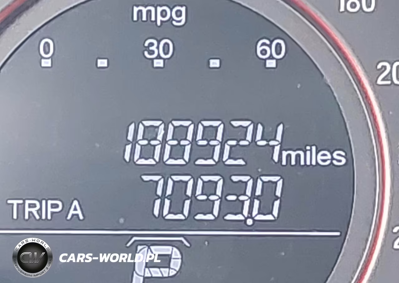 2017 Honda Accord Sport VIN:1HGCR2F59HA216261 - 16