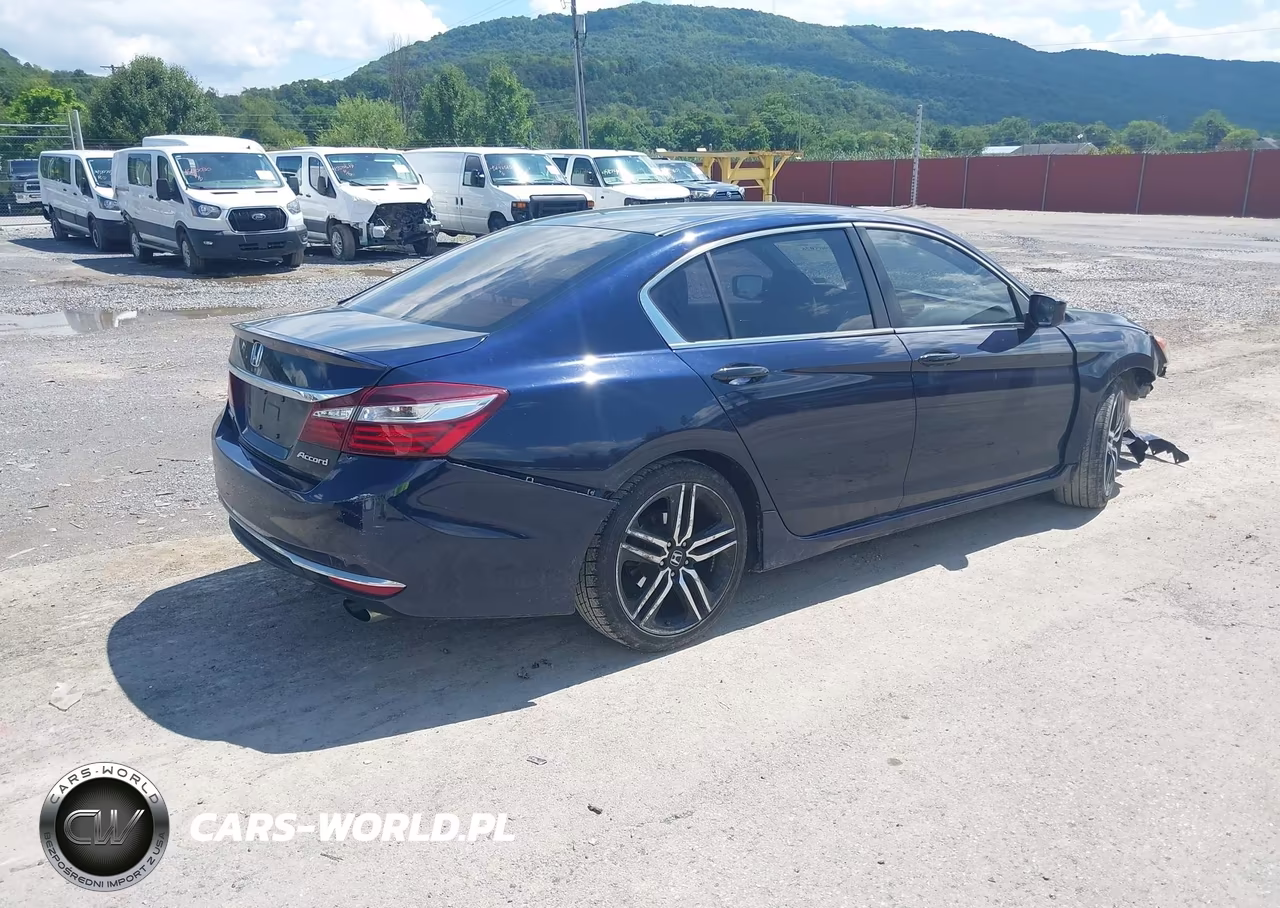 2017 Honda Accord Sport VIN:1HGCR2F59HA216261 - 4