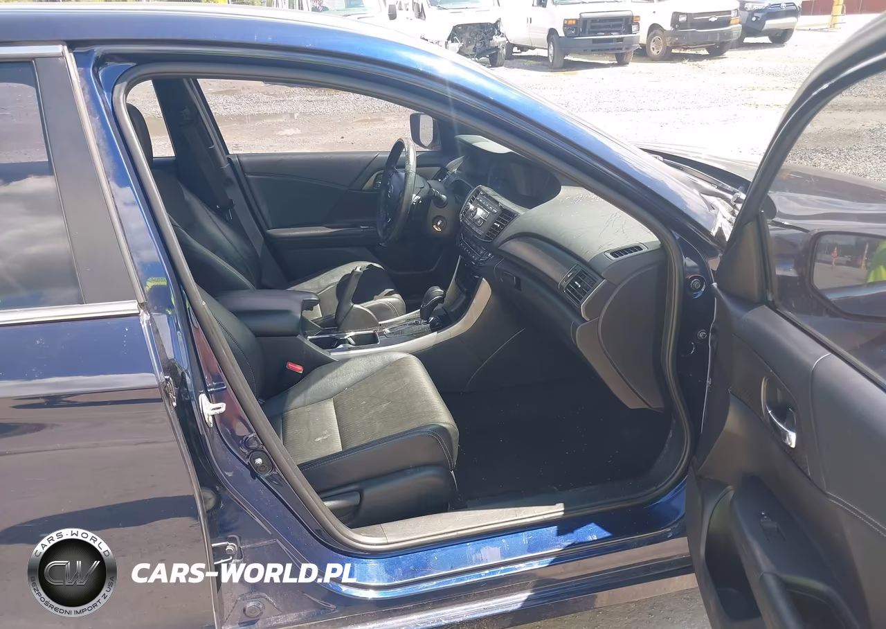 2017 Honda Accord Sport VIN:1HGCR2F59HA216261 - 5