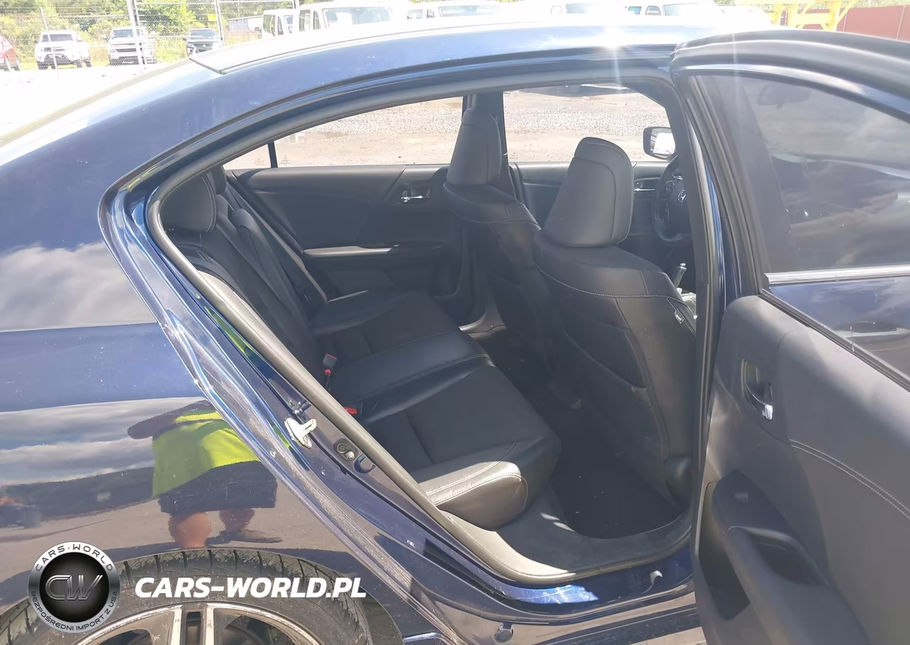 2017 Honda Accord Sport VIN:1HGCR2F59HA216261 - 8