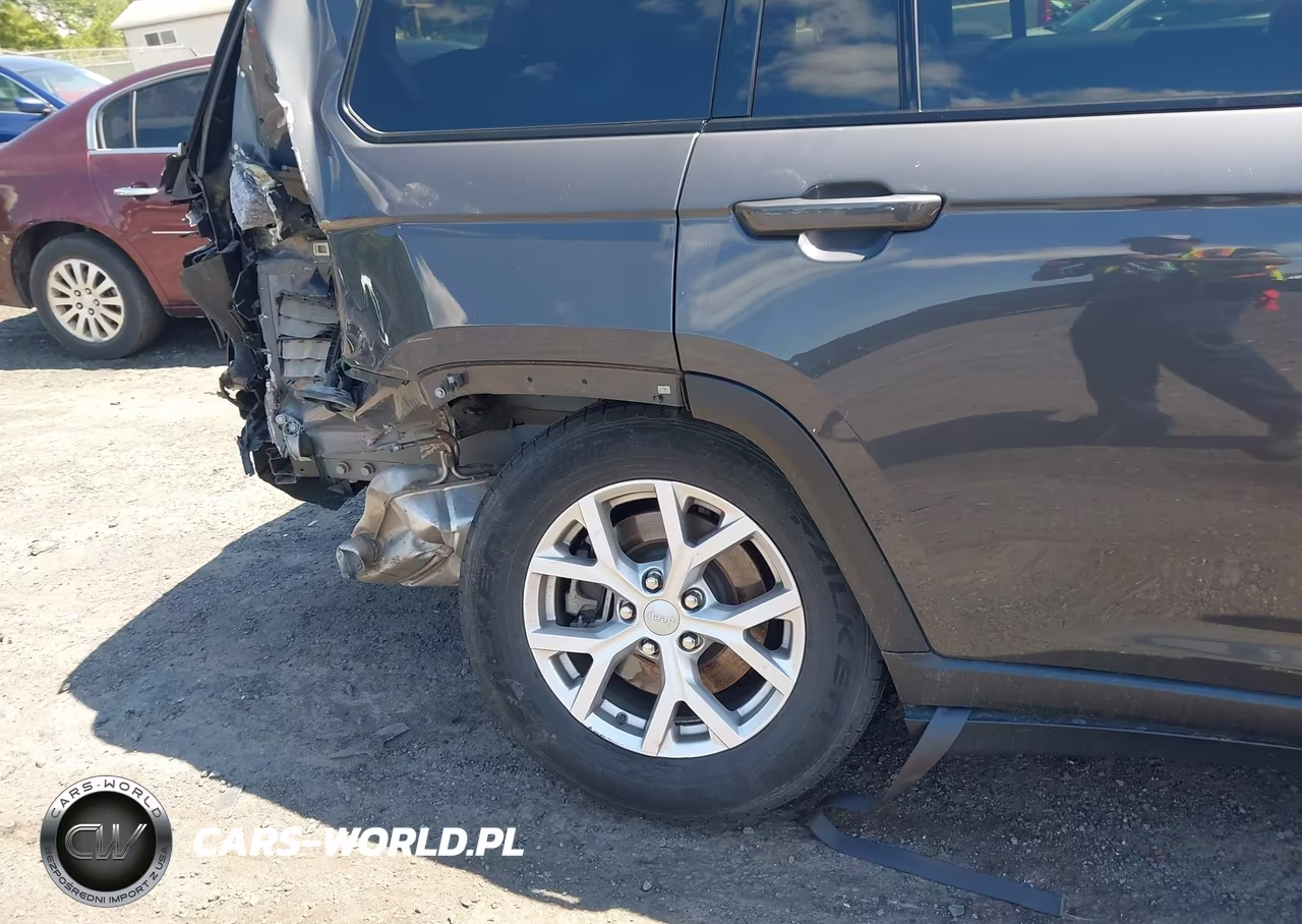 2022 Jeep Grand Cherokee L Limited 4X4 VIN:1C4RJKBG2N8632145 - 6