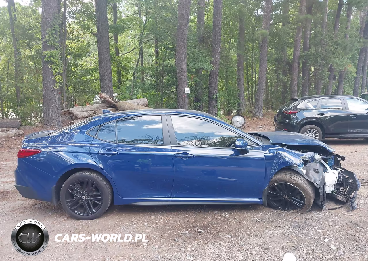 2025 Toyota Camry Se VIN:4T1DAACK3SU110162 - 14