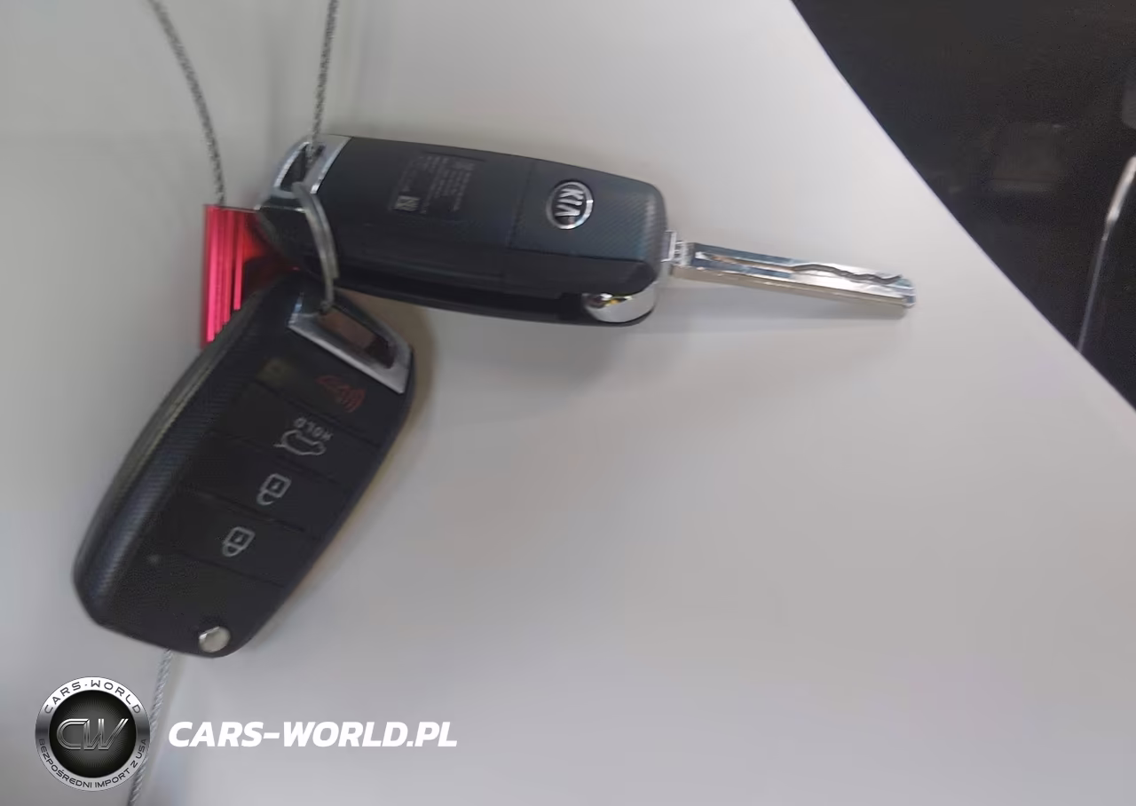 2018 Kia Soul VIN:KNDJN2A2XJ7545620 - 11