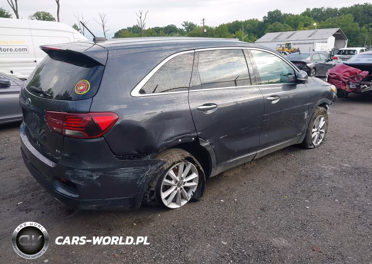 2019 Kia Sorento 3.3L Lx VIN:5XYPGDA54KG448329 - 4