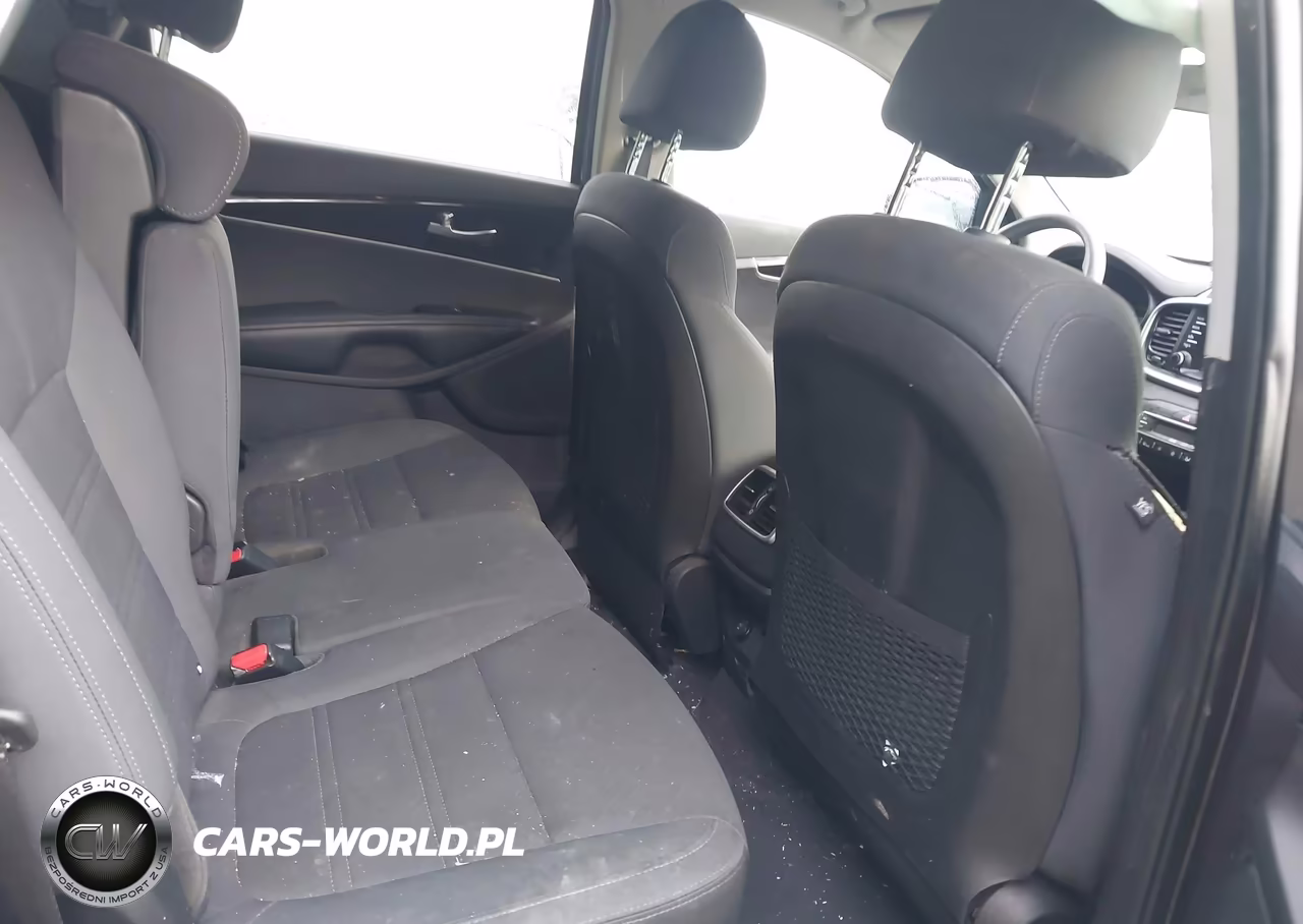 2019 Kia Sorento 3.3L Lx VIN:5XYPGDA54KG448329 - 8