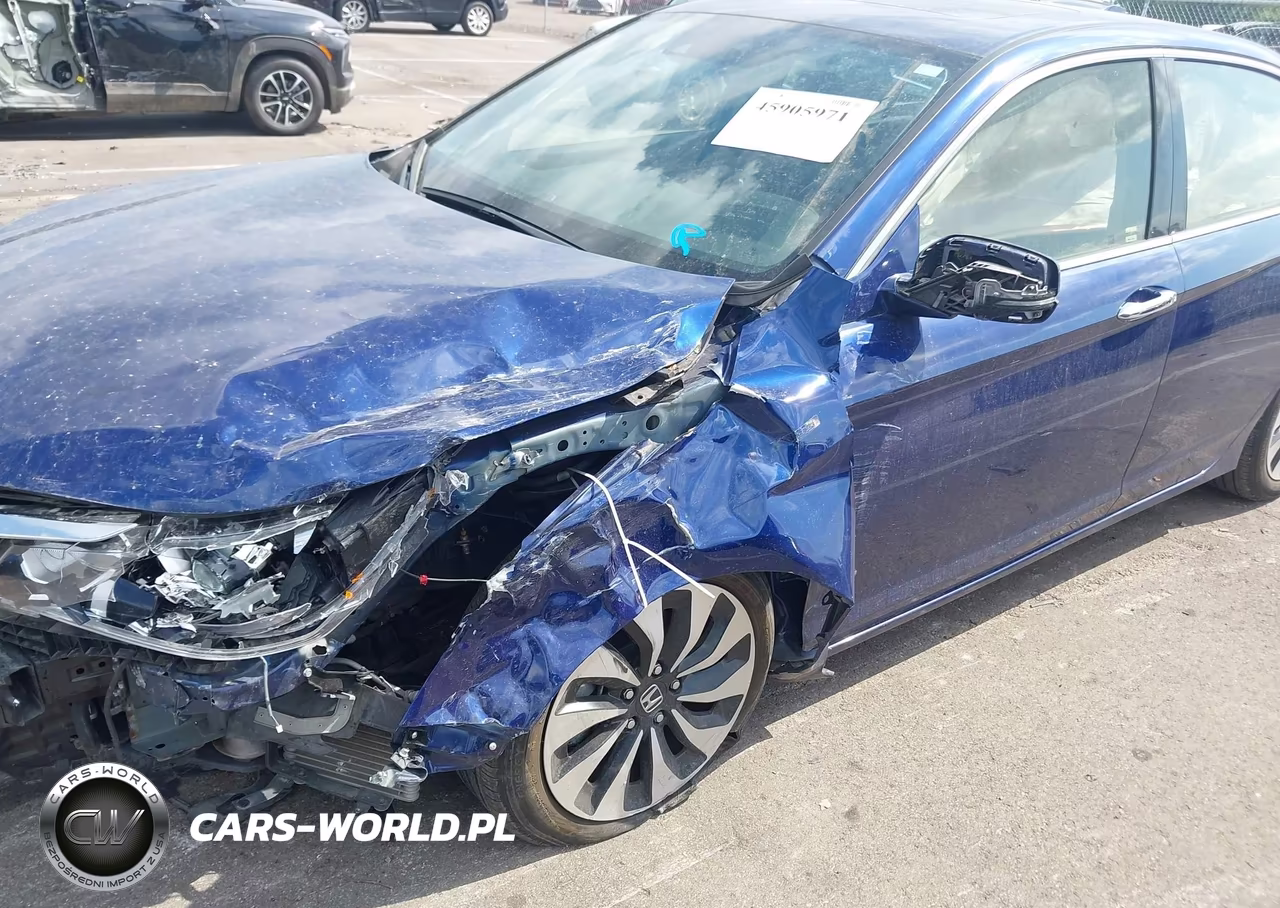 2017 Honda Accord Hybrid Ex-L VIN:JHMCR6F57HC009215 - 18