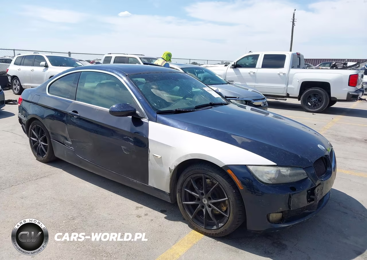 Auto z USA WBAWC33558PD08407