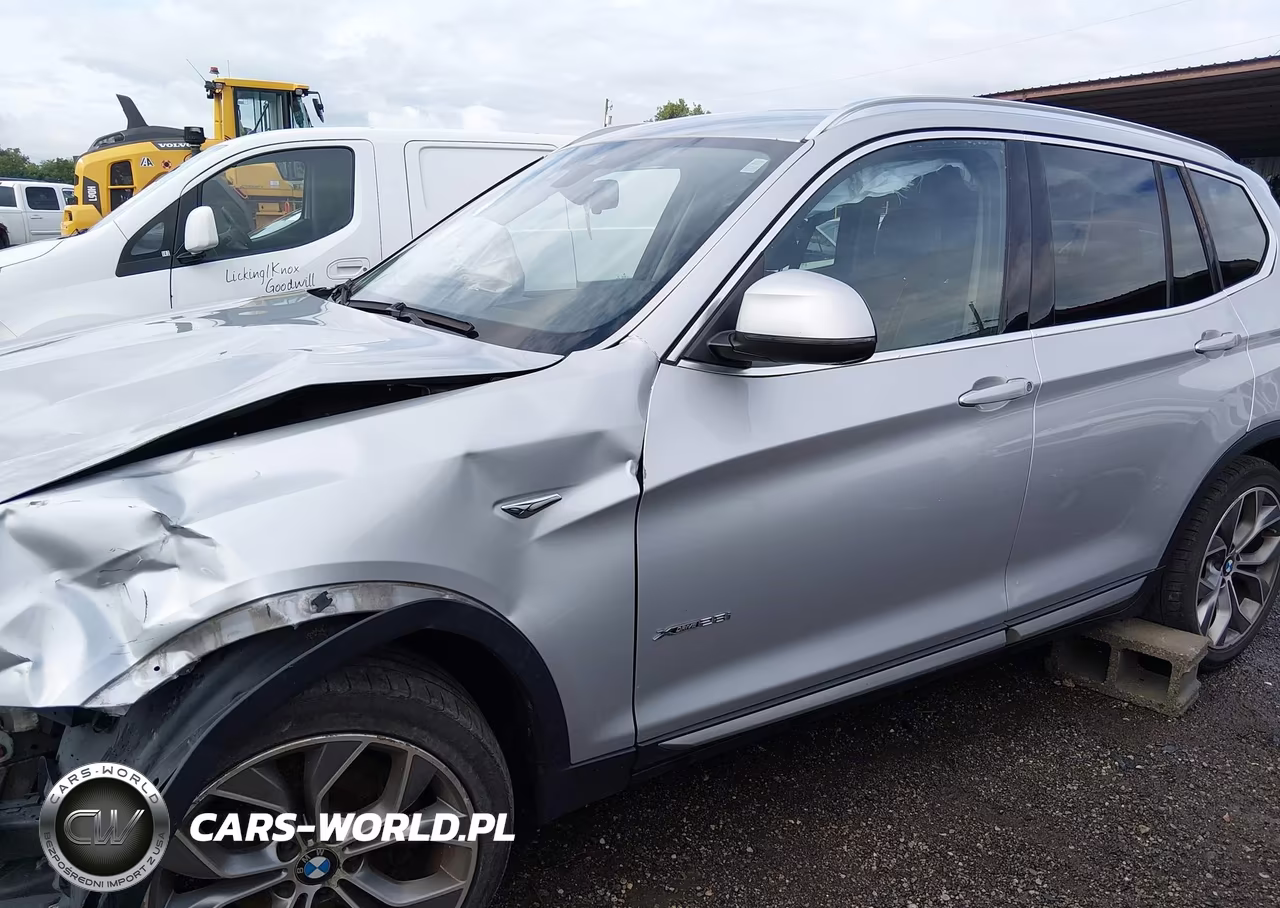 2015 BMW X3 xDrive28I VIN:5UXWX9C52F0D56736 - 14