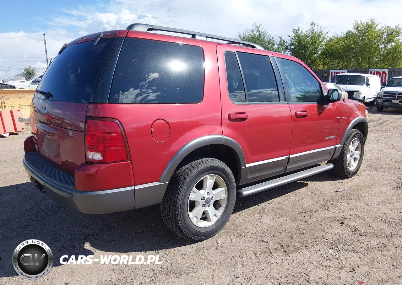 2002 Ford Explorer Xlt VIN:1FMZU73E82UC43817 - 4