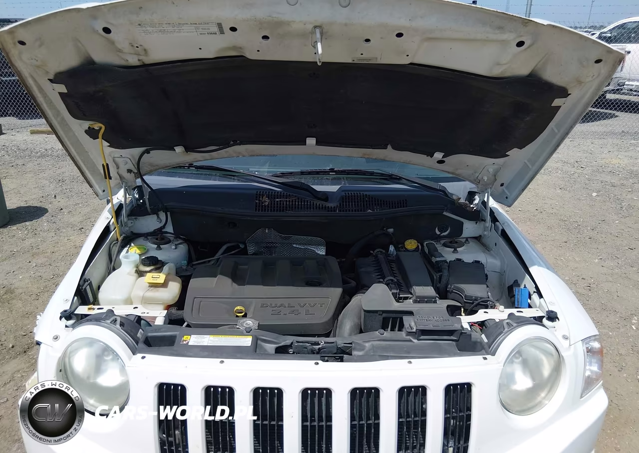 2010 Jeep Compass Sport VIN:1J4NT4FB6AD561109 - 10