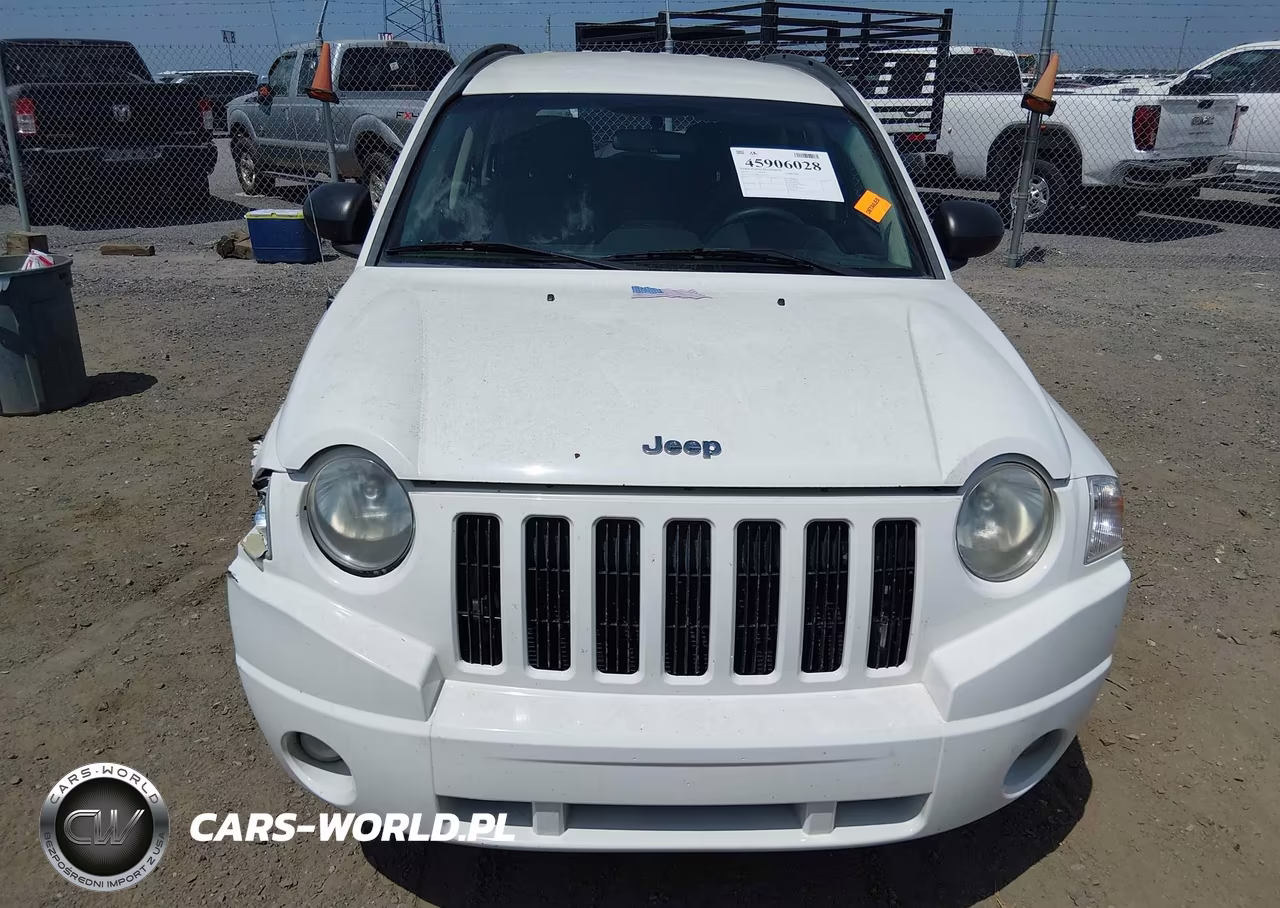 2010 Jeep Compass Sport VIN:1J4NT4FB6AD561109 - 12