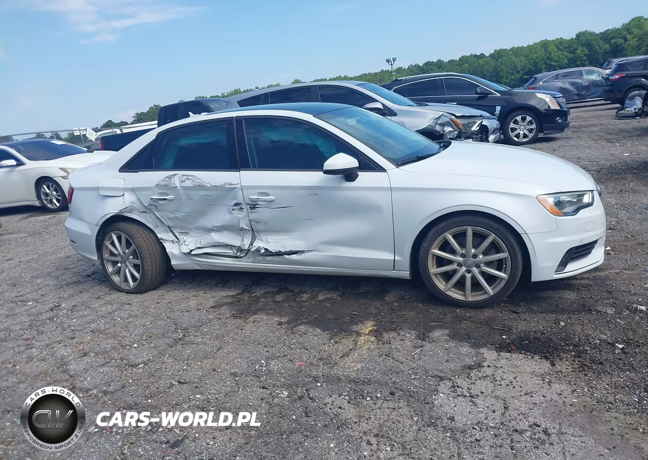 2016 Audi A3 2.0T Premium VIN:WAUB8GFF4G1009033 - 13