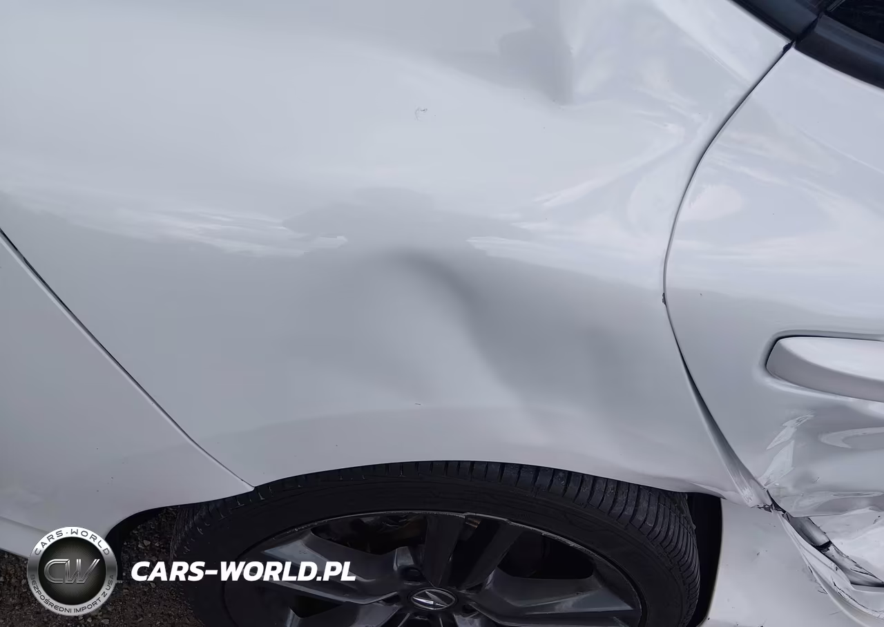2023 Acura Integra A-Spec VIN:19UDE4H32PA021785 - 17