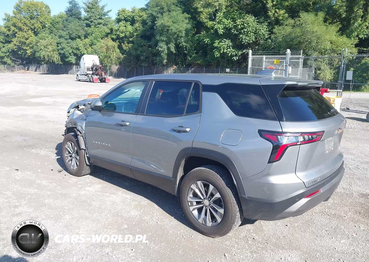 2026 Chevrolet Equinox Fwd Lt VIN:3GNAXHEG4TL478652 - 3