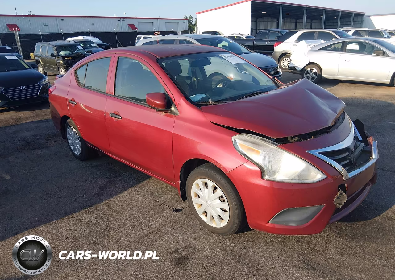 2018 Nissan Versa 1.6 S+