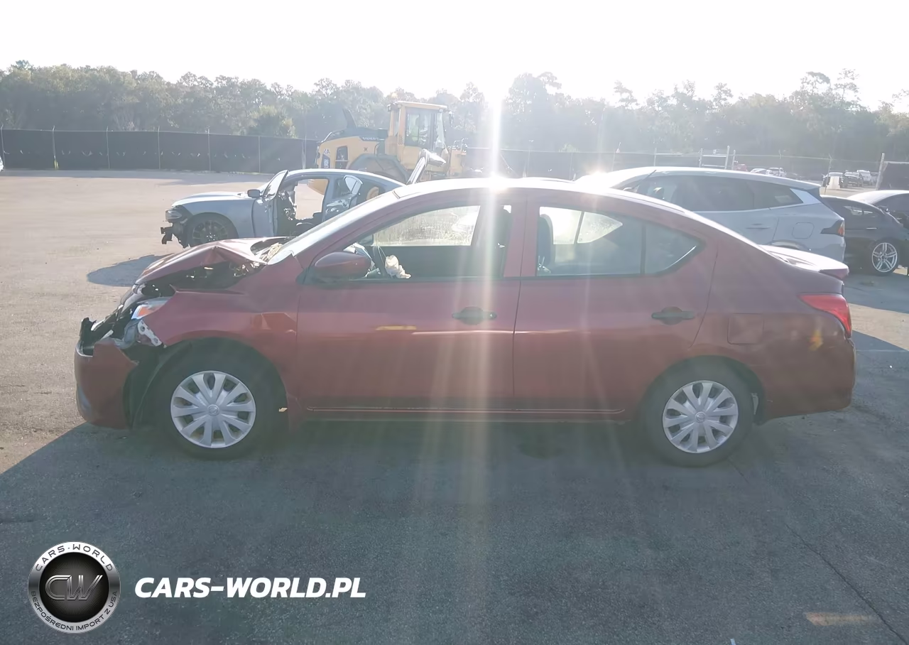 2018 Nissan Versa 1.6 S+ VIN:3N1CN7AP8JL808767 - 14