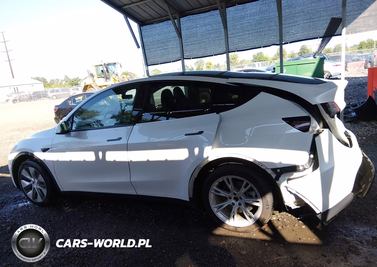 2023 Tesla Model Y Awd-Long Range Dual Motor All-Wheel Drive VIN:7SAYGDEE2PF800159 - 15