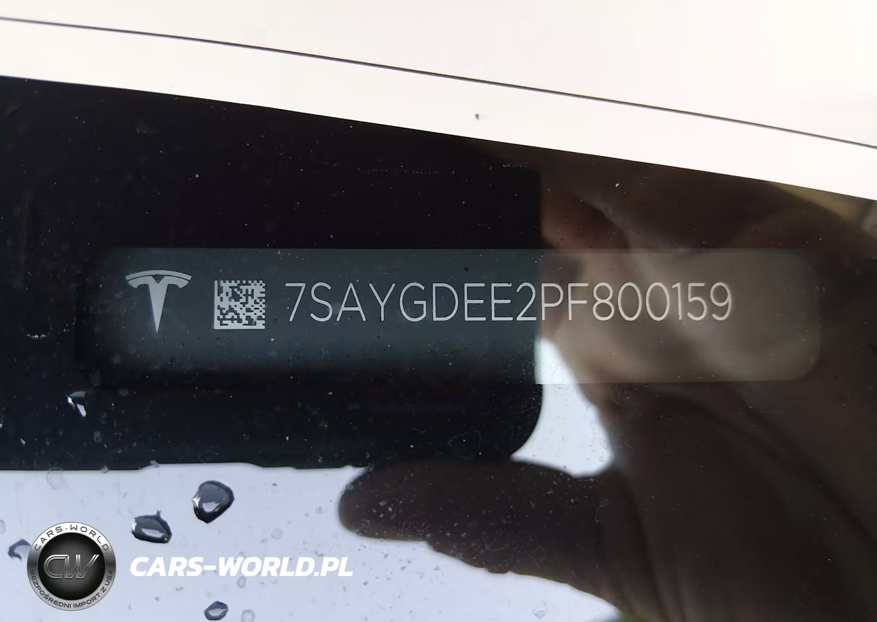 2023 Tesla Model Y Awd-Long Range Dual Motor All-Wheel Drive VIN:7SAYGDEE2PF800159 - 9