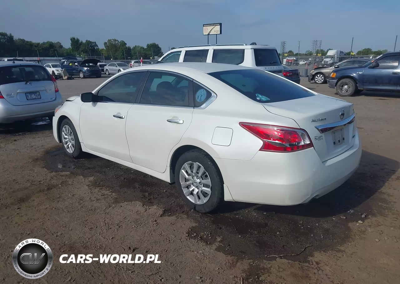 2013 Nissan Altima 2.5 S VIN:1N4AL3AP5DN567313 - 3