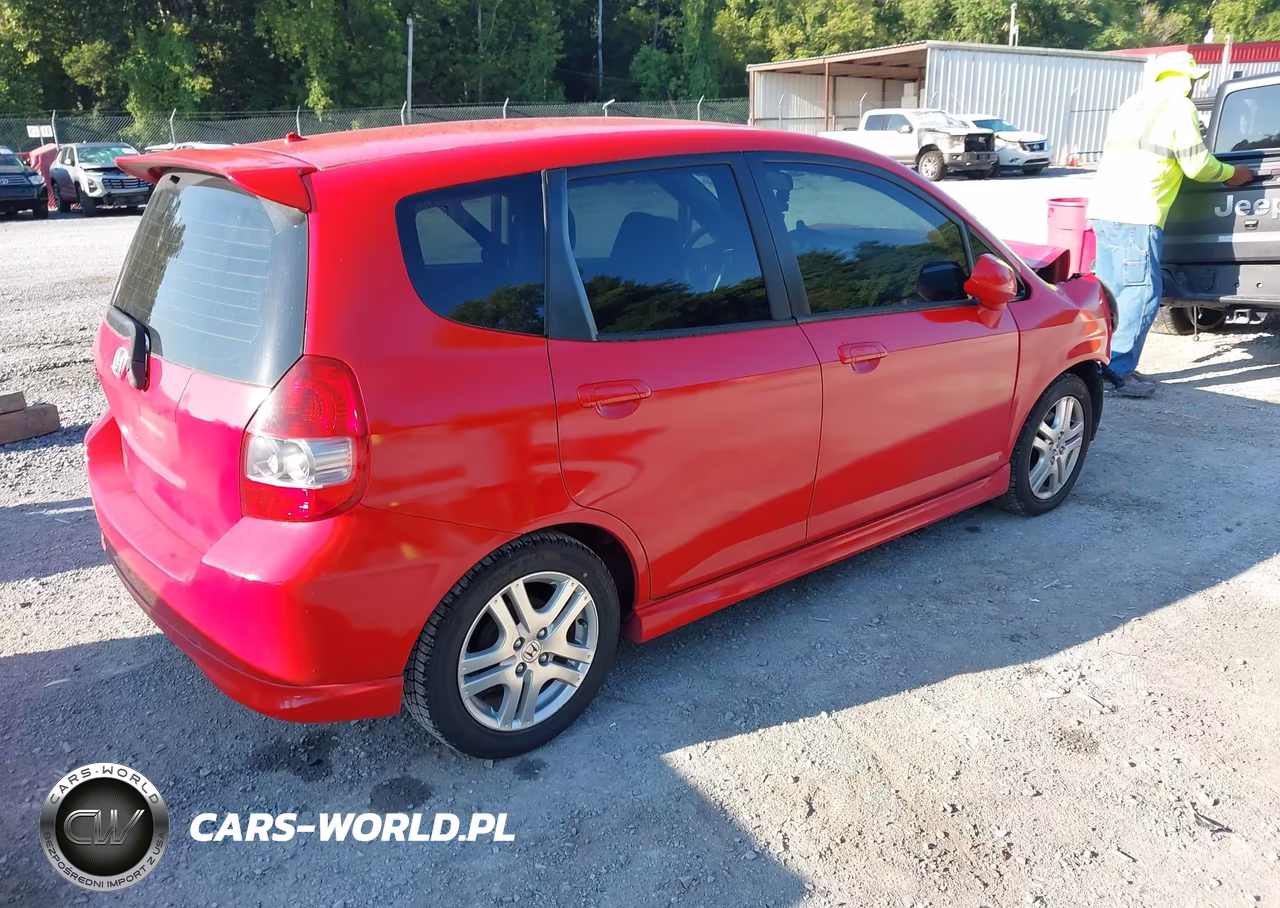 2007 Honda Fit Sport VIN:JHMGD37697S046986 - 4