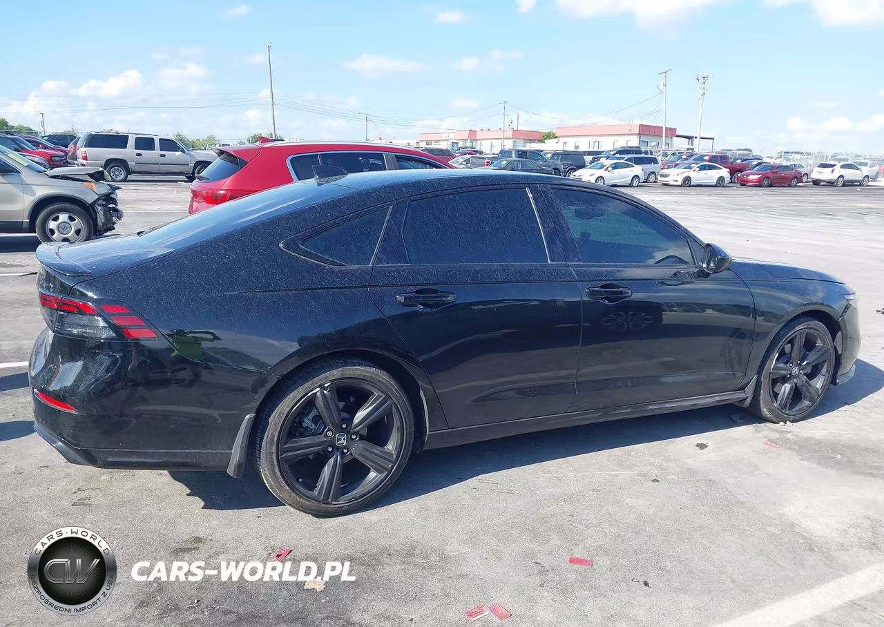 2025 Honda Accord Hybrid Sport-L VIN:1HGCY2F72SA007942 - 13