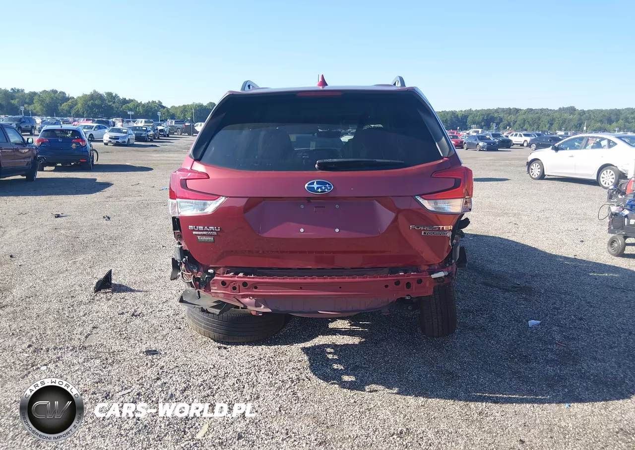 2019 Subaru Forester Touring VIN:JF2SKAWC6KH556099 - 17