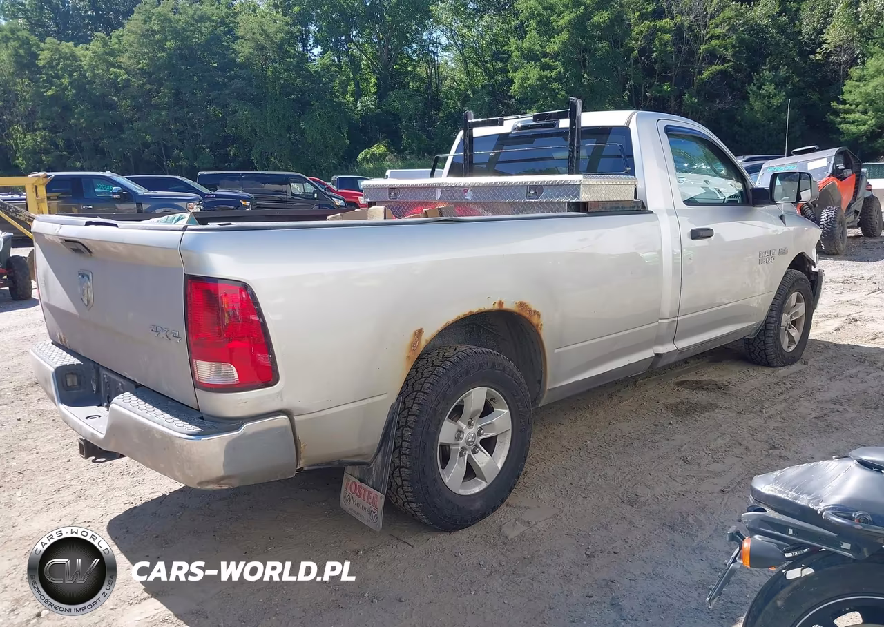 2013 Ram 1500 Tradesman VIN:3C6JR7DT5DG588896 - 4