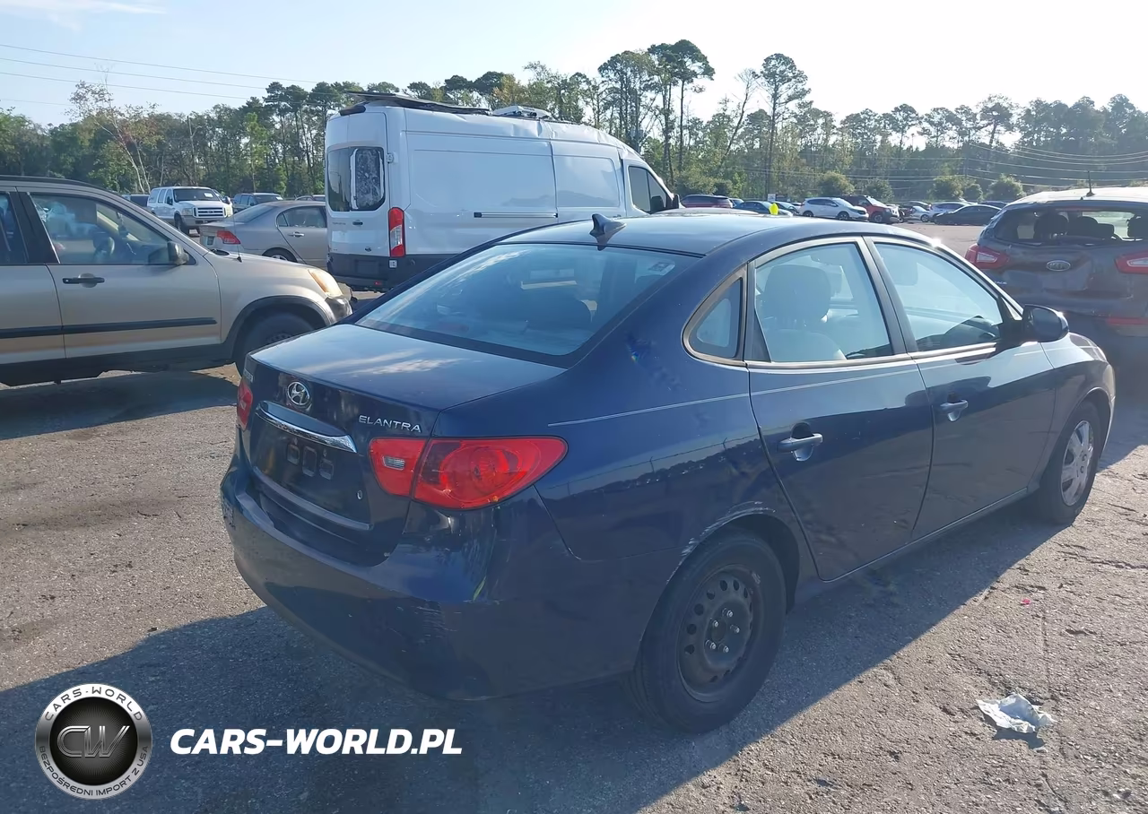 2010 Hyundai Elantra Gls VIN:KMHDU4AD5AU189720 - 4