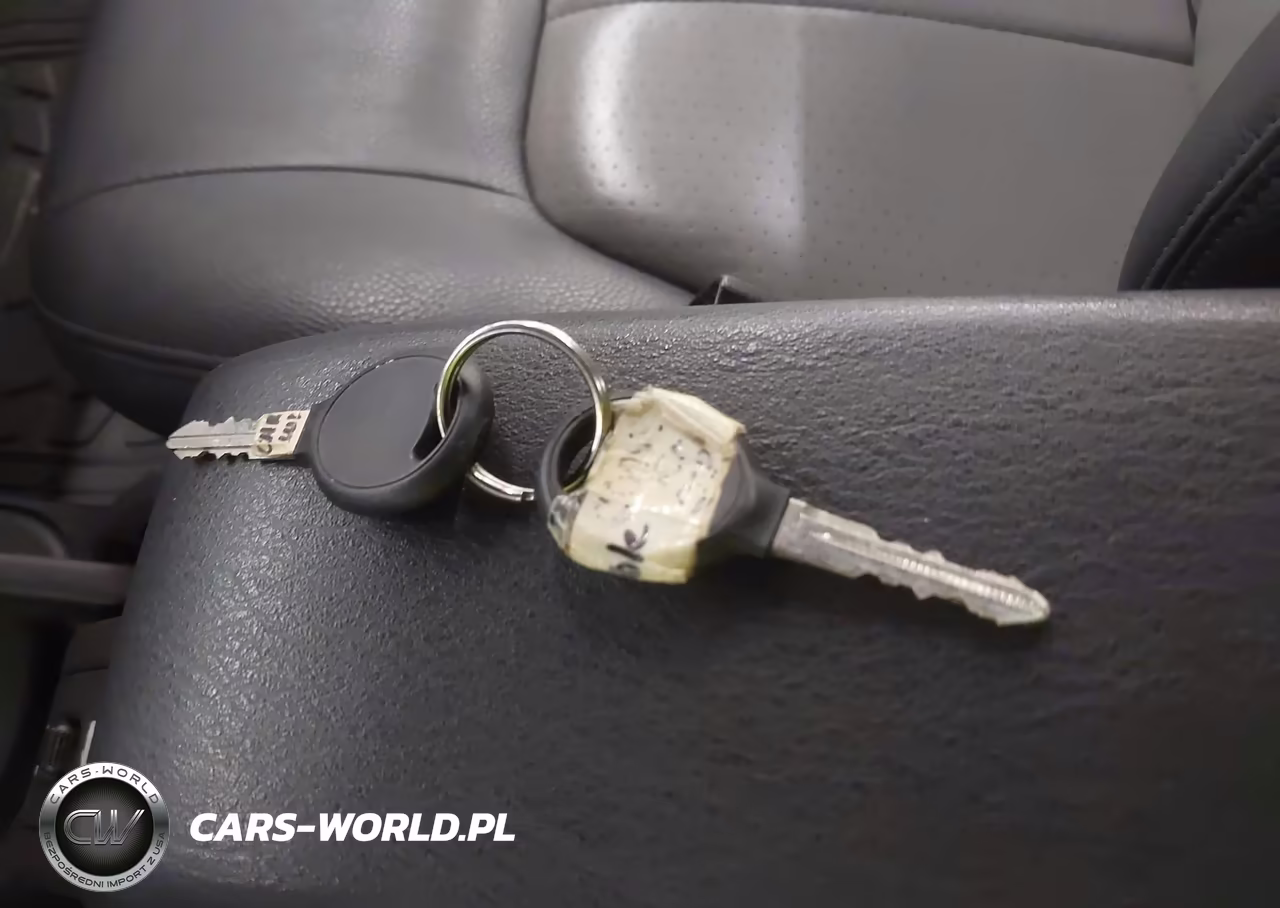 2005 Chrysler Sebring Gtc VIN:1C3EL75R55N640121 - 11