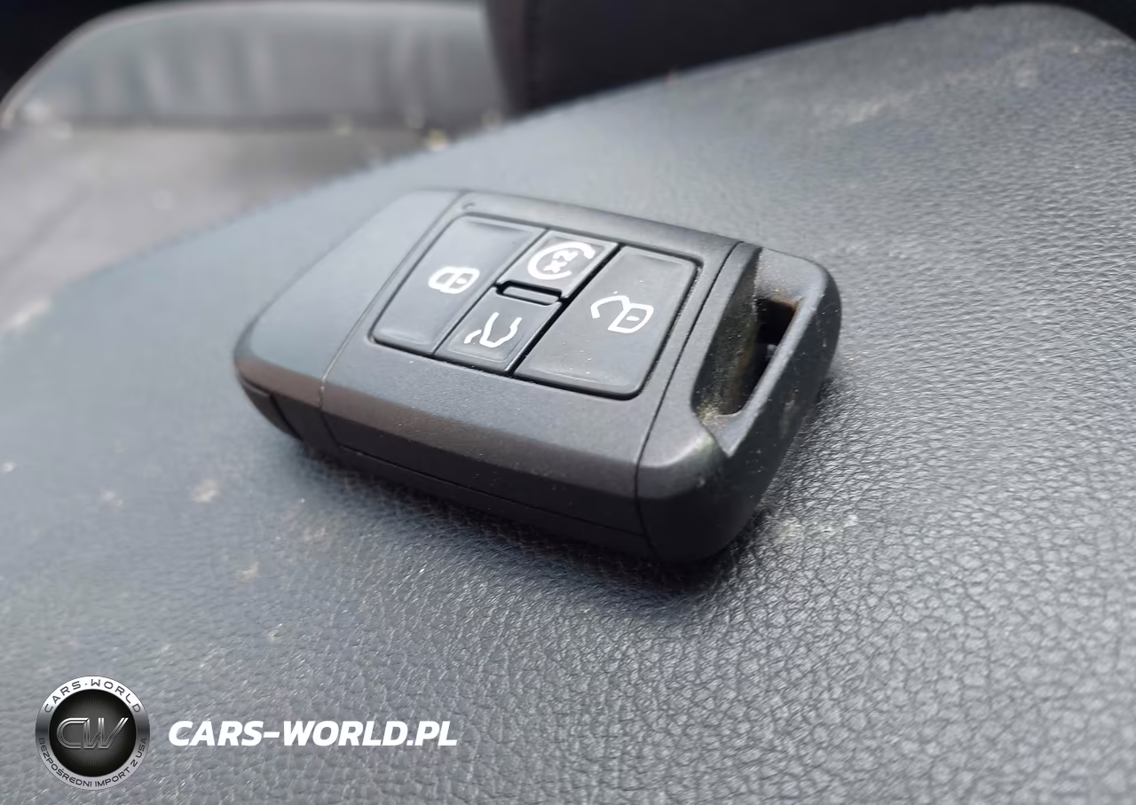 2018 Volkswagen Tiguan 2.0T Sel Premium VIN:3VV4B7AX8JM196317 - 11