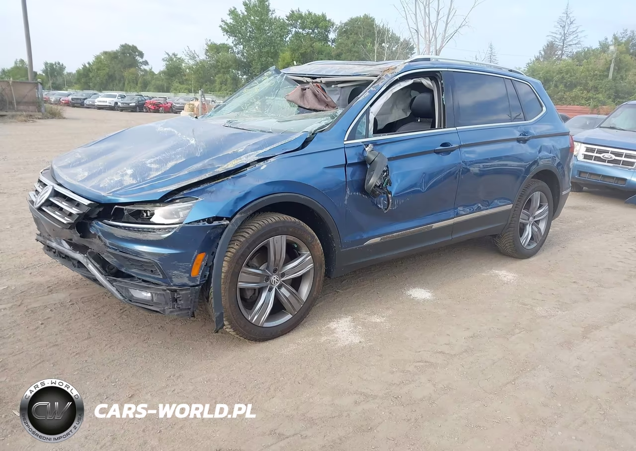 2018 Volkswagen Tiguan 2.0T Sel Premium VIN:3VV4B7AX8JM196317 - 2