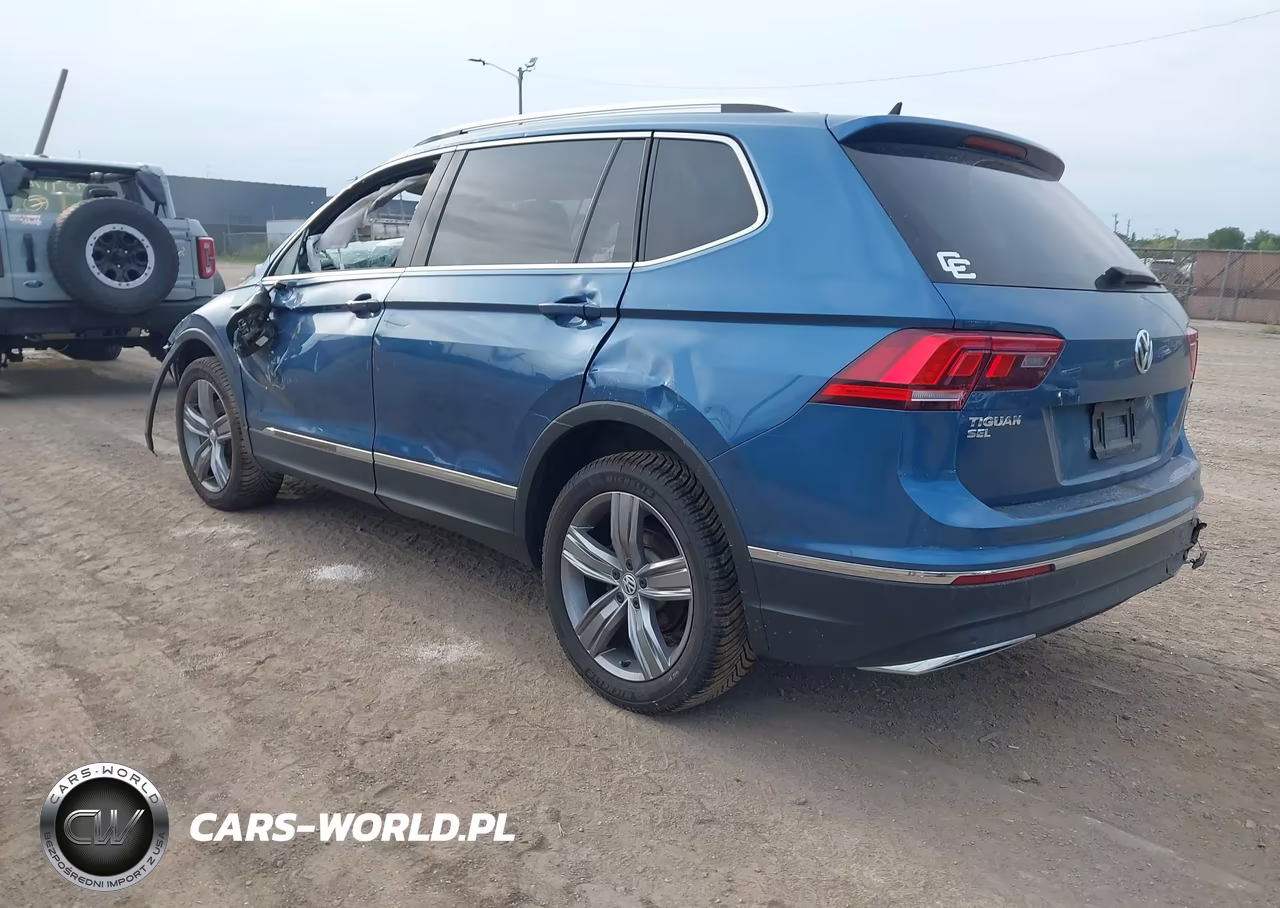 2018 Volkswagen Tiguan 2.0T Sel Premium VIN:3VV4B7AX8JM196317 - 3