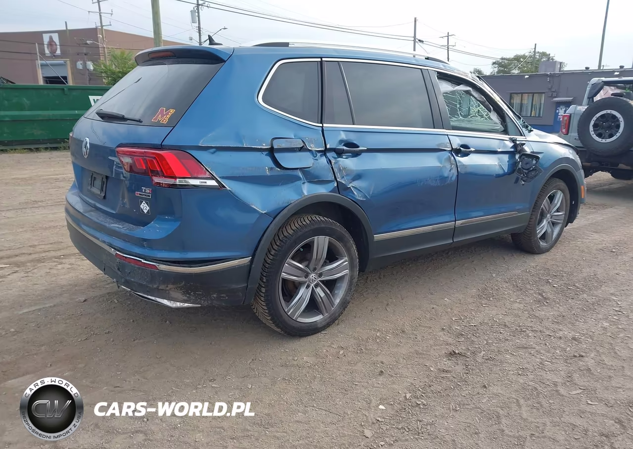 2018 Volkswagen Tiguan 2.0T Sel Premium VIN:3VV4B7AX8JM196317 - 4