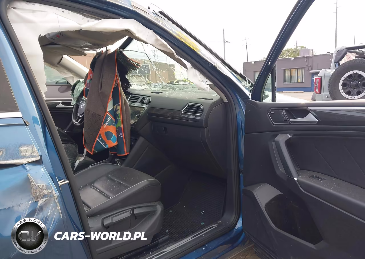 2018 Volkswagen Tiguan 2.0T Sel Premium VIN:3VV4B7AX8JM196317 - 5