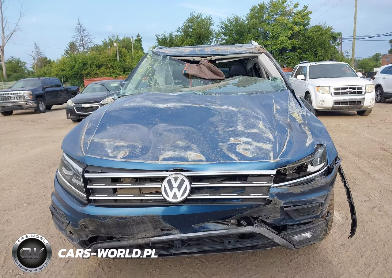 2018 Volkswagen Tiguan 2.0T Sel Premium VIN:3VV4B7AX8JM196317 - 6
