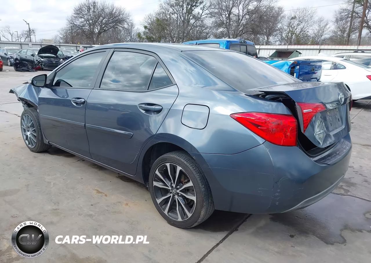 2017 Toyota Corolla Se VIN:5YFBURHE1HP678405 - 3