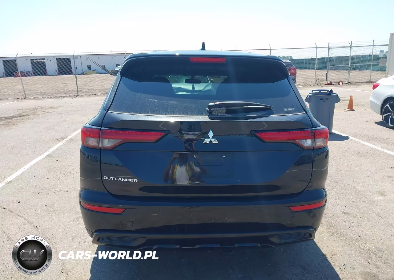 2022 Mitsubishi Outlander Black Edition S-Awc-Se 2.5 S-Awc-Se Launch Edition S-Awc VIN:JA4J4UA81NZ070821 - 16