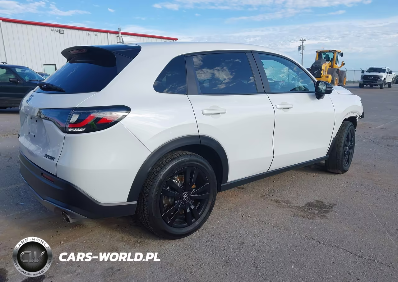 2026 Honda Hr-V Awd Sport VIN:3CZRZ2H5XTM748520 - 4