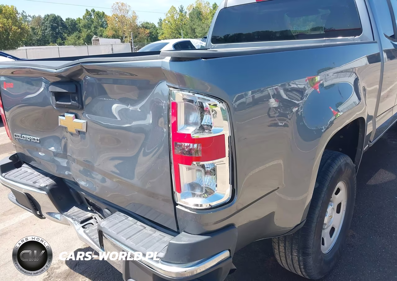 2018 Chevrolet Colorado Wt VIN:1GCHSBEA7J1304061 - 17