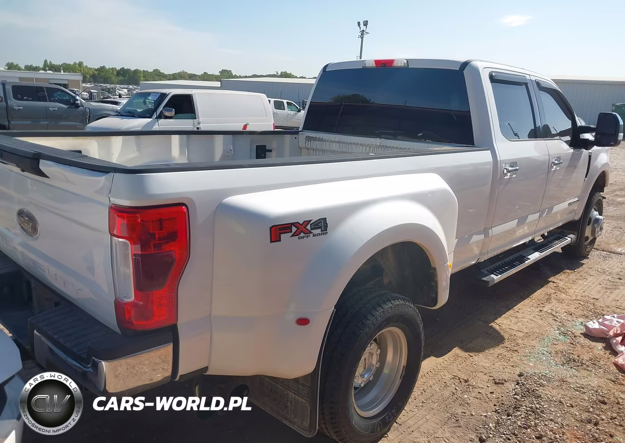 2019 Ford F-350 Lariat VIN:1FT8W3DT4KEG72821 - 4