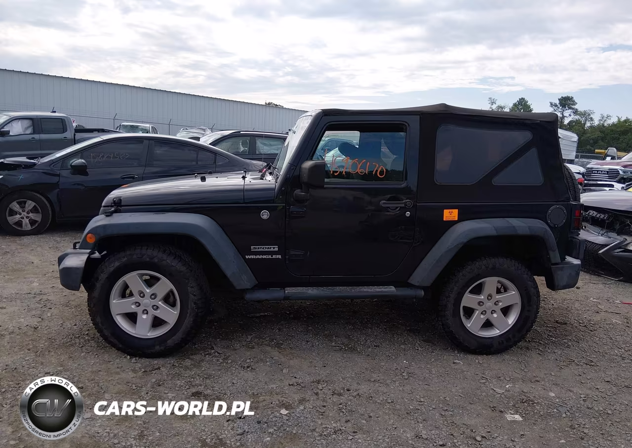 2014 Jeep Wrangler Sport VIN:1C4AJWAG3EL277926 - 14