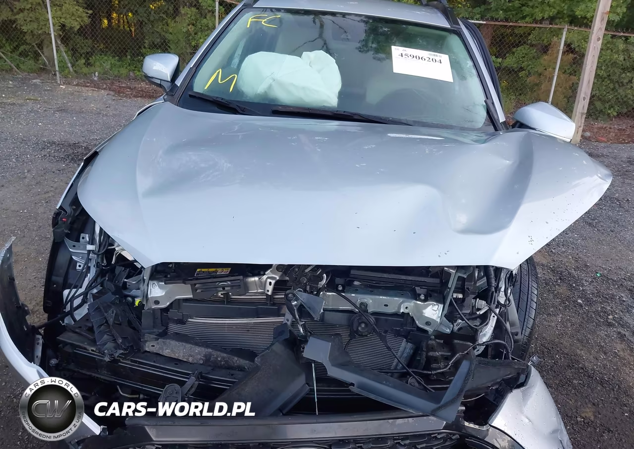 2022 Toyota Corolla Cross Le VIN:7MUCAABG0NV022990 - 10